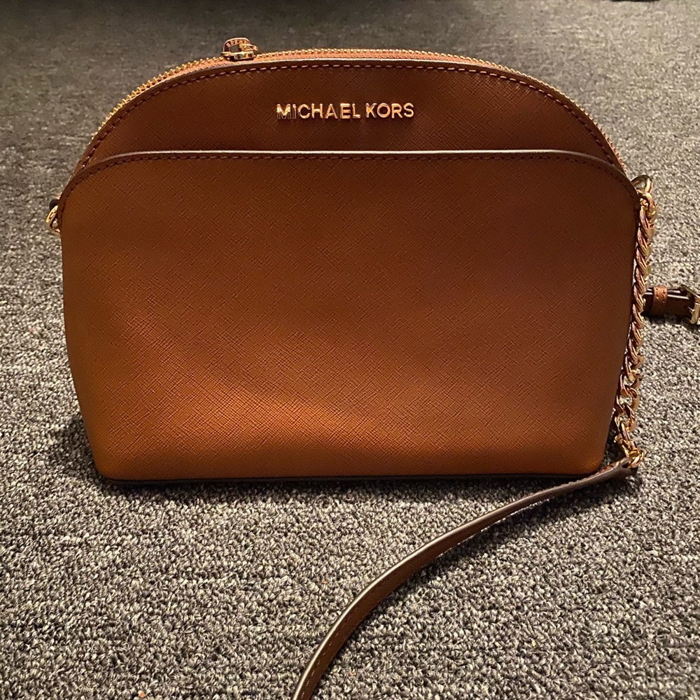Micheal Kors Emmy Saffiano Leather Crossbody Bag